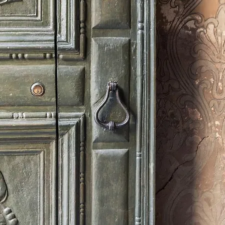 Palazzo Albricci Peregrini * コモ