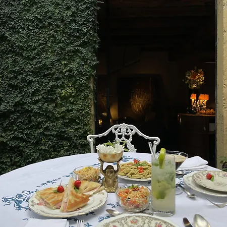 Palazzo Albricci Peregrini * コモ