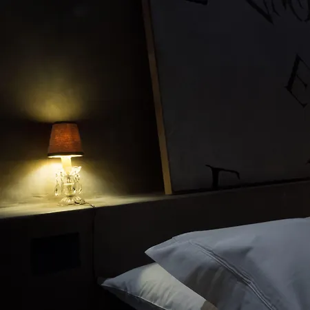 邸宅 Palazzo Albricci Peregrini *