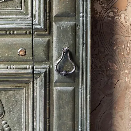Palazzo Albricci Peregrini * Como