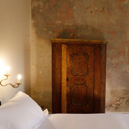 阿布里奇佩雷利尼宫旅馆 科莫