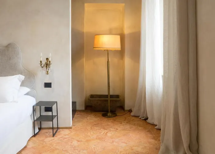 Palazzo Albricci Peregrini * Комо