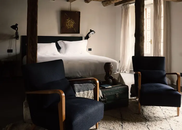 Palazzo Albricci Peregrini Резиденция *