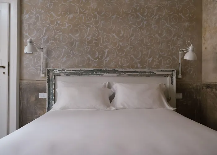 Palazzo Albricci Peregrini * コモ